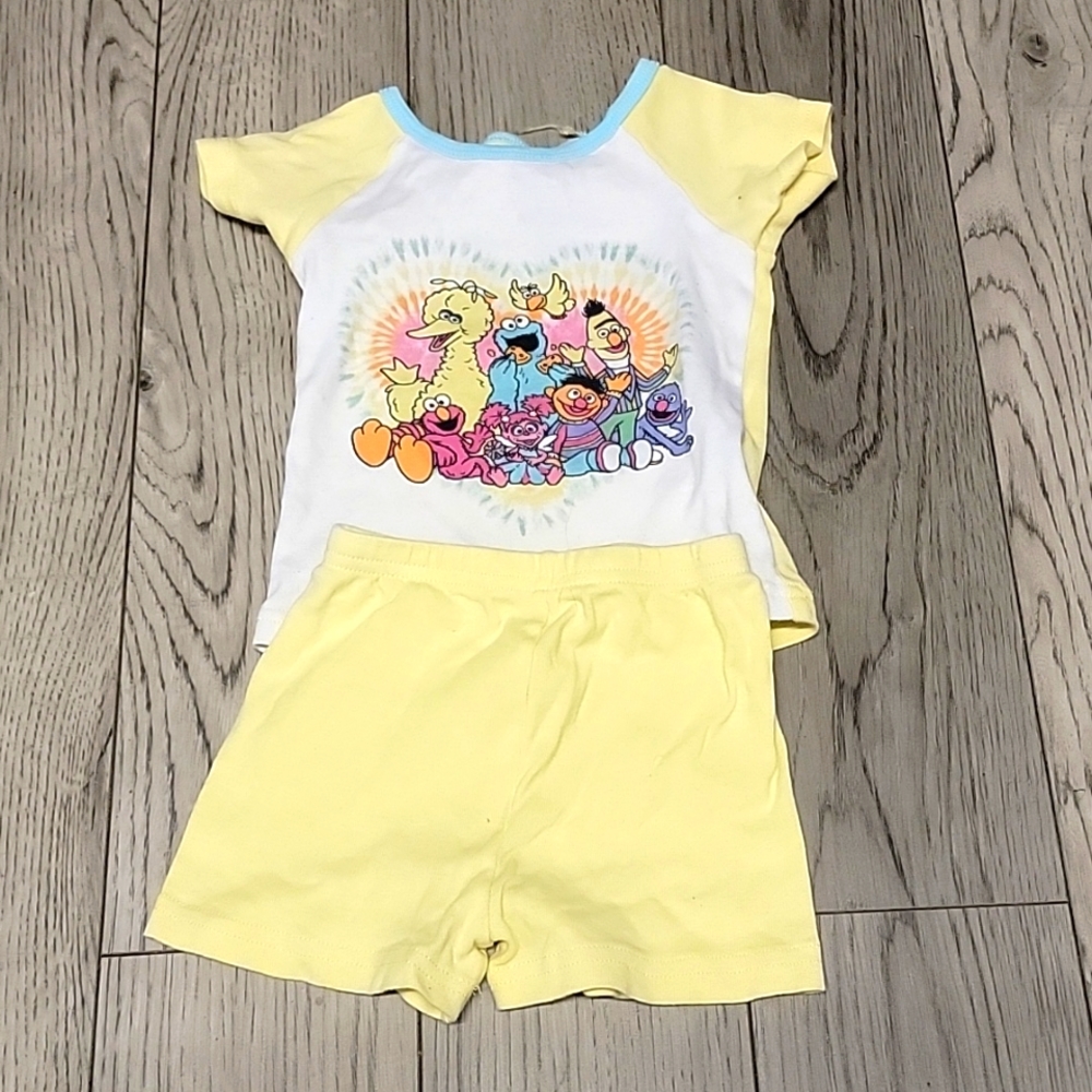 Sesame street 2 piece pajama set